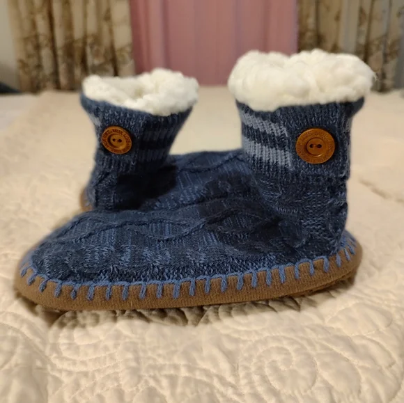 Muk Luks Booties NWT - Picture 5 of 7